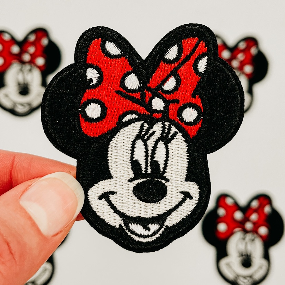 Minnie mouse embroider patch